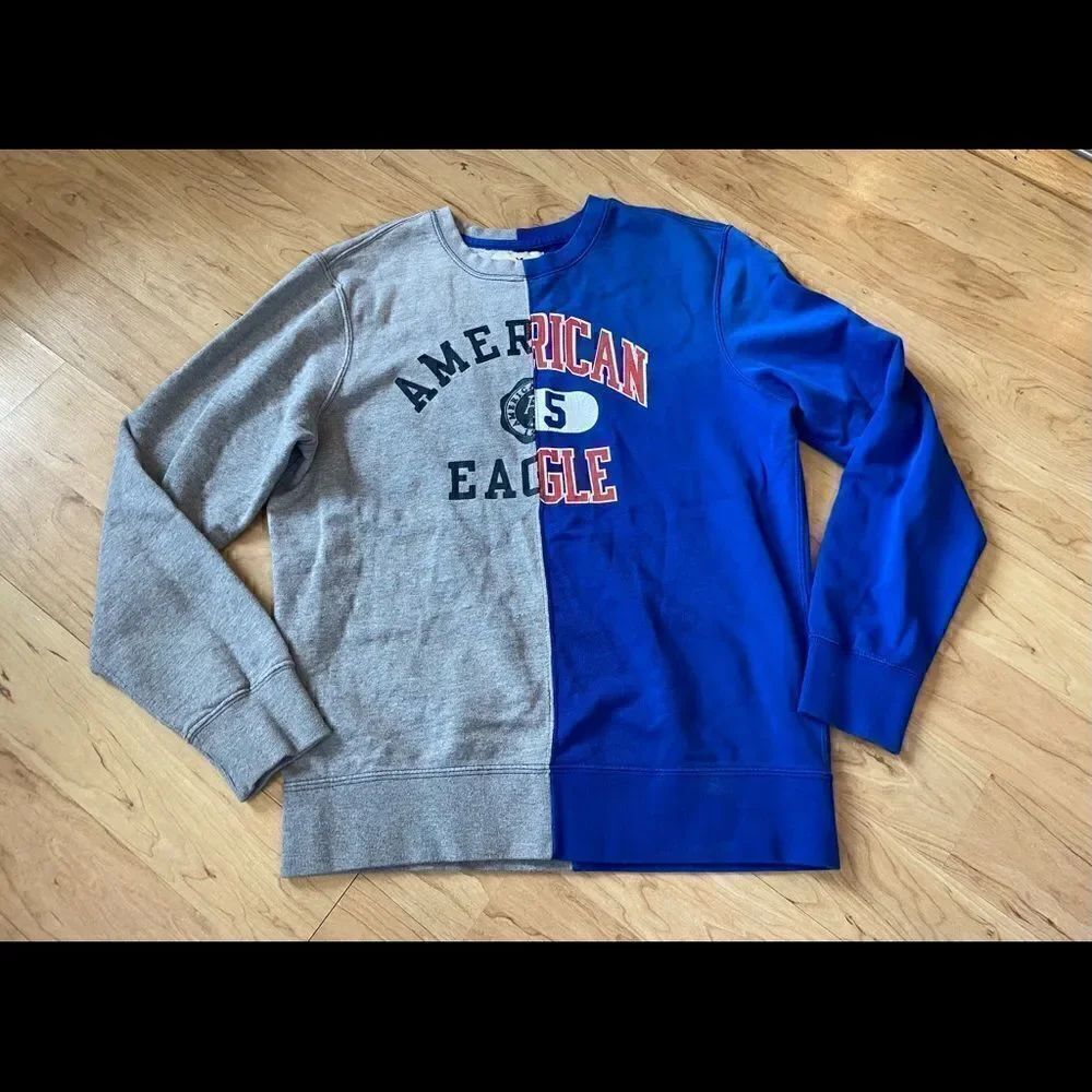 American Eagle blue/grey split color crewneck sweatshirt